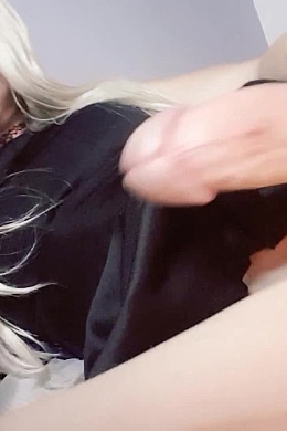 Can I cum for you before she notices?