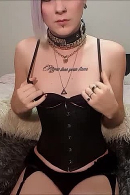Goth Transsexual Anal Toying/Masturbation